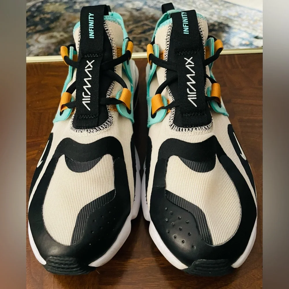 Nike Air Max Infinity
'Phantom' Clean shoe. Replacement box.
10.5 M - Picture 5 of 11